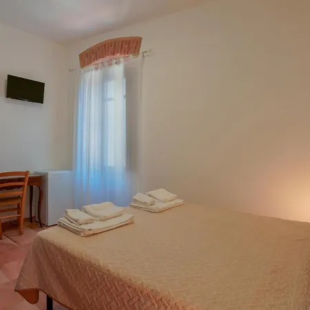 La Scala Del Sale Guest house